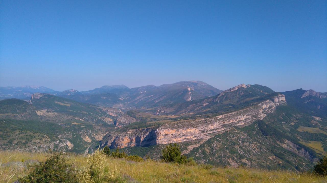 Entre Terre Et Ciel Bed & Breakfast Rémuzat Dış mekan fotoğraf