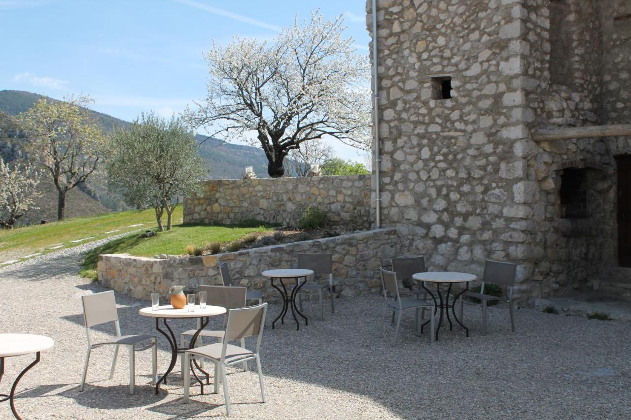 Entre Terre Et Ciel Bed & Breakfast Rémuzat Dış mekan fotoğraf