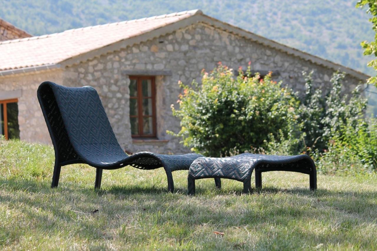 Entre Terre Et Ciel Bed & Breakfast Rémuzat Dış mekan fotoğraf